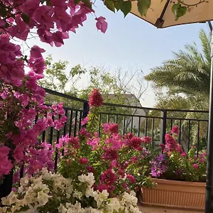 Cherrywood House Bed & Breakfast Dubai